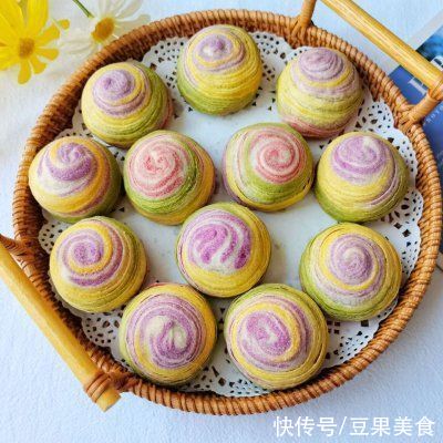 彩虹螺旋酥,层层起酥,吃一口唇齿留香