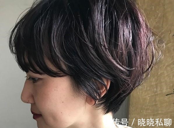 头发 别再用老气的“阿姨烫”了，不用染色的烫发教程来了，真挺实用的！