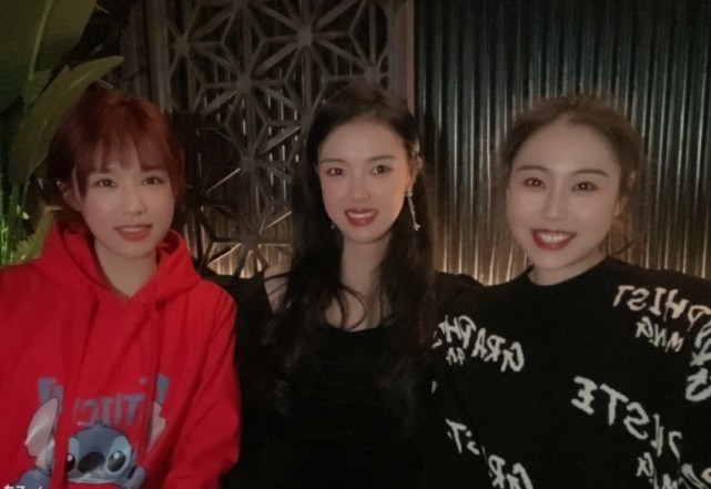 江苏女排|惊艳!张常宁盛装露面优雅美丽,不愧是江苏颜值担当,女排第一美