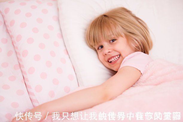 性早熟|孩子晚睡暗藏五大隐患,难长个只是其一,做好三点孩子自然早睡