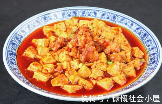 柚子|男子突犯心梗昏迷倒地！医生提醒：服用降压药时，4种食物要少吃