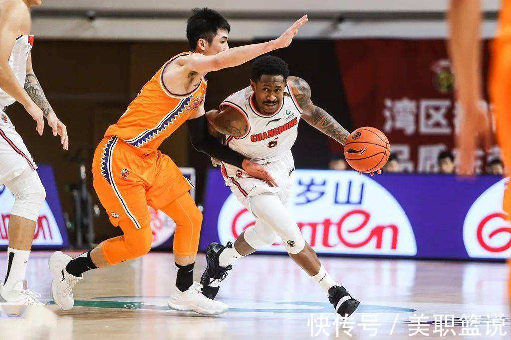 外援|CBA广东男篮遇麻烦,功勋外援不满球队,质疑朱芳雨,会被裁么?