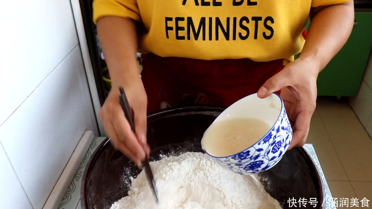 手把手教您在家蒸包子,3个小诀窍,包子又白又松软,零失败