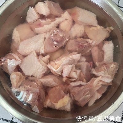 十三香|把全家人征服的重庆鸡公煲(五香版),好吃到过分