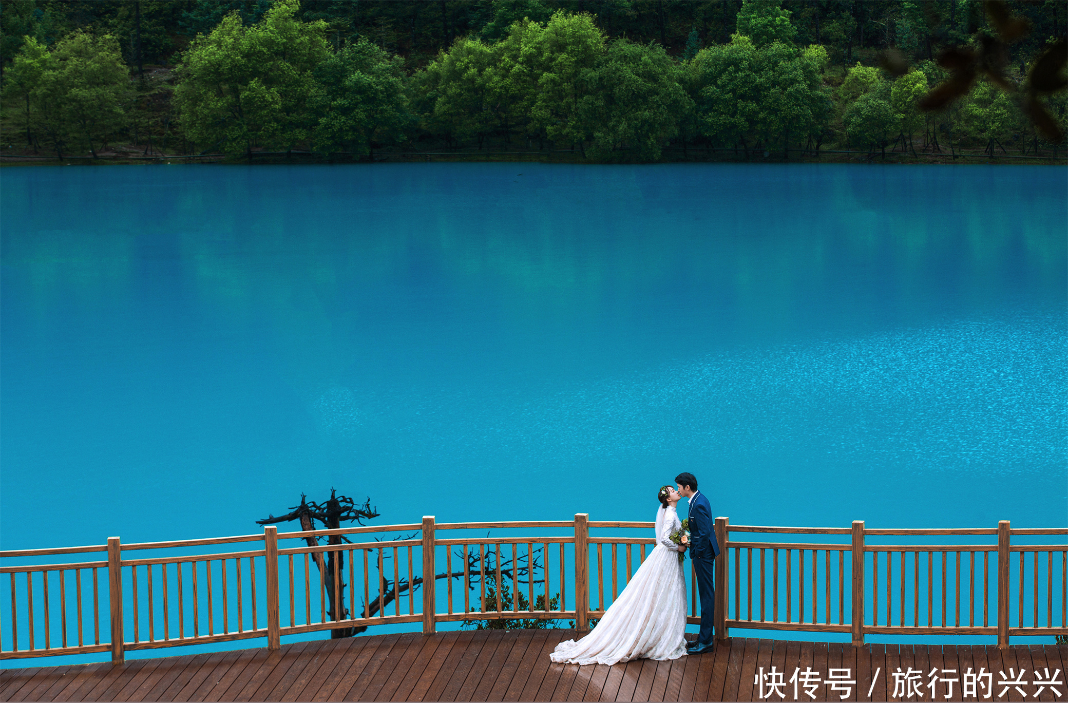 小姐姐|仲夏之际,丽江婚纱照哪家拍得好?揭秘99%的新人选择的旅拍推荐