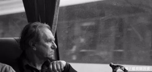  正直|“绝对的正直就是绝对的自我批评。”