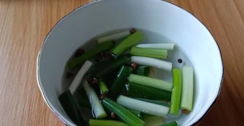  年夜饭上必备的一道菜，像花一样漂亮，寓意好还好吃，鲜嫩入味