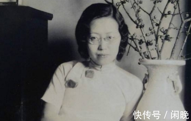 张家@因一块霞帔,她痴等初恋55年,孑然一身熬过半世,他却已儿孙满堂