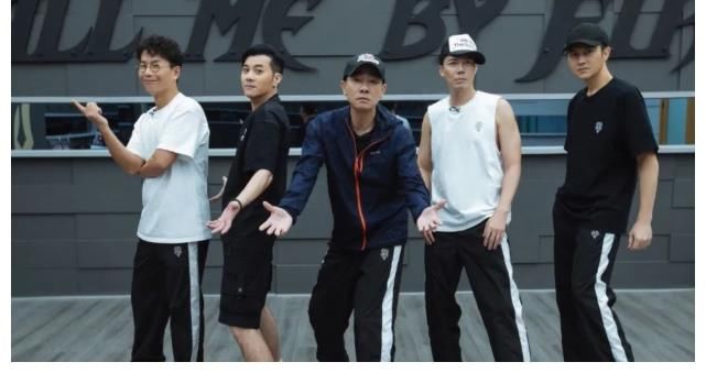 张智霖|香港艺人纷纷转战内地市场：有年赚过千万也有收获高人气