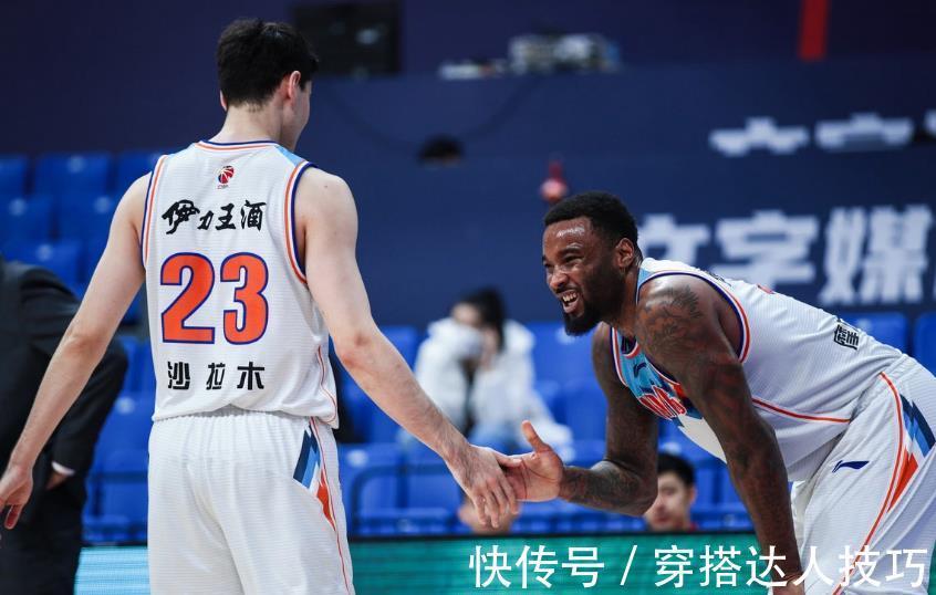 阿尔斯兰|CBA最大争议曝光!辽宁克星给对手白送温暖,卡位战轮休2大核心
