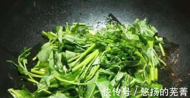 空心菜|它是天然“碱性蔬菜”,钙是西红柿12倍,7月正当季,遇到别错过!