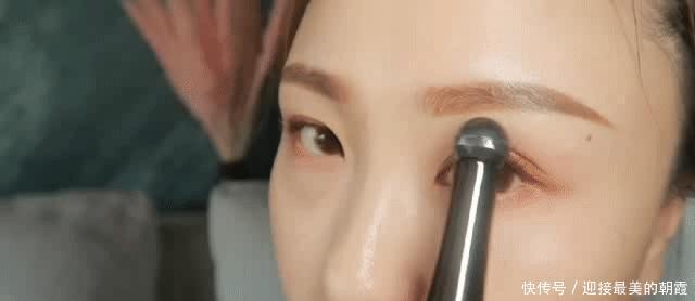 睫毛|为什么不建议女人“种睫毛”美容师透露真实原因，幸好我没去