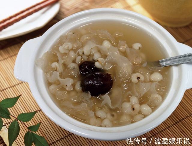 在怀孕期,有4种食物孕妈要常买来吃,能减轻孕吐,有益宝宝视力