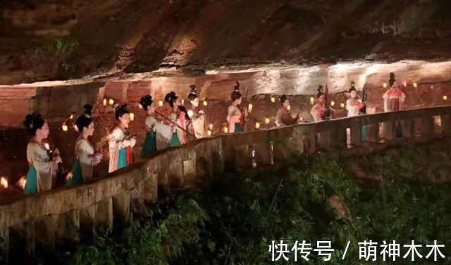 跨年晚會大戰提前開啟!4臺直播4臺錄播共11場,央視已完成錄制