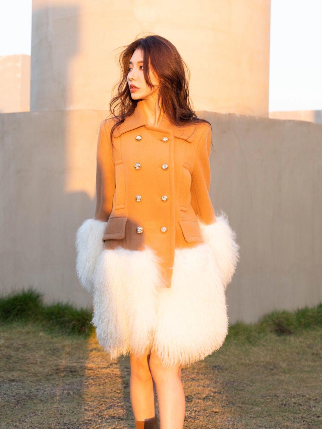 气质|气质女人冬天都爱穿这些“大衣”,保暖又温柔,这个冬季谁穿谁美