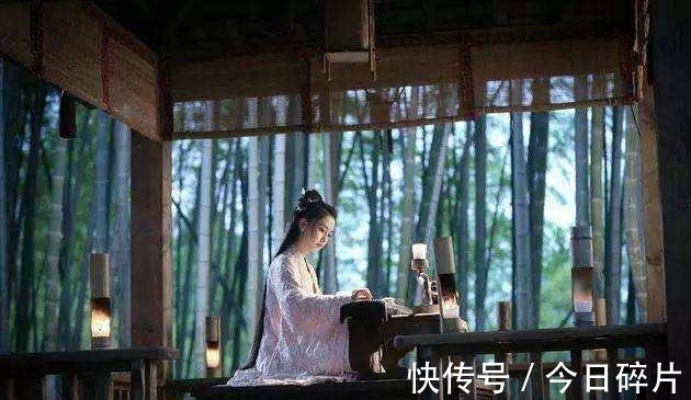 词人!纳兰性德《菩萨蛮》词中的深情:无处不伤心,轻尘在玉琴