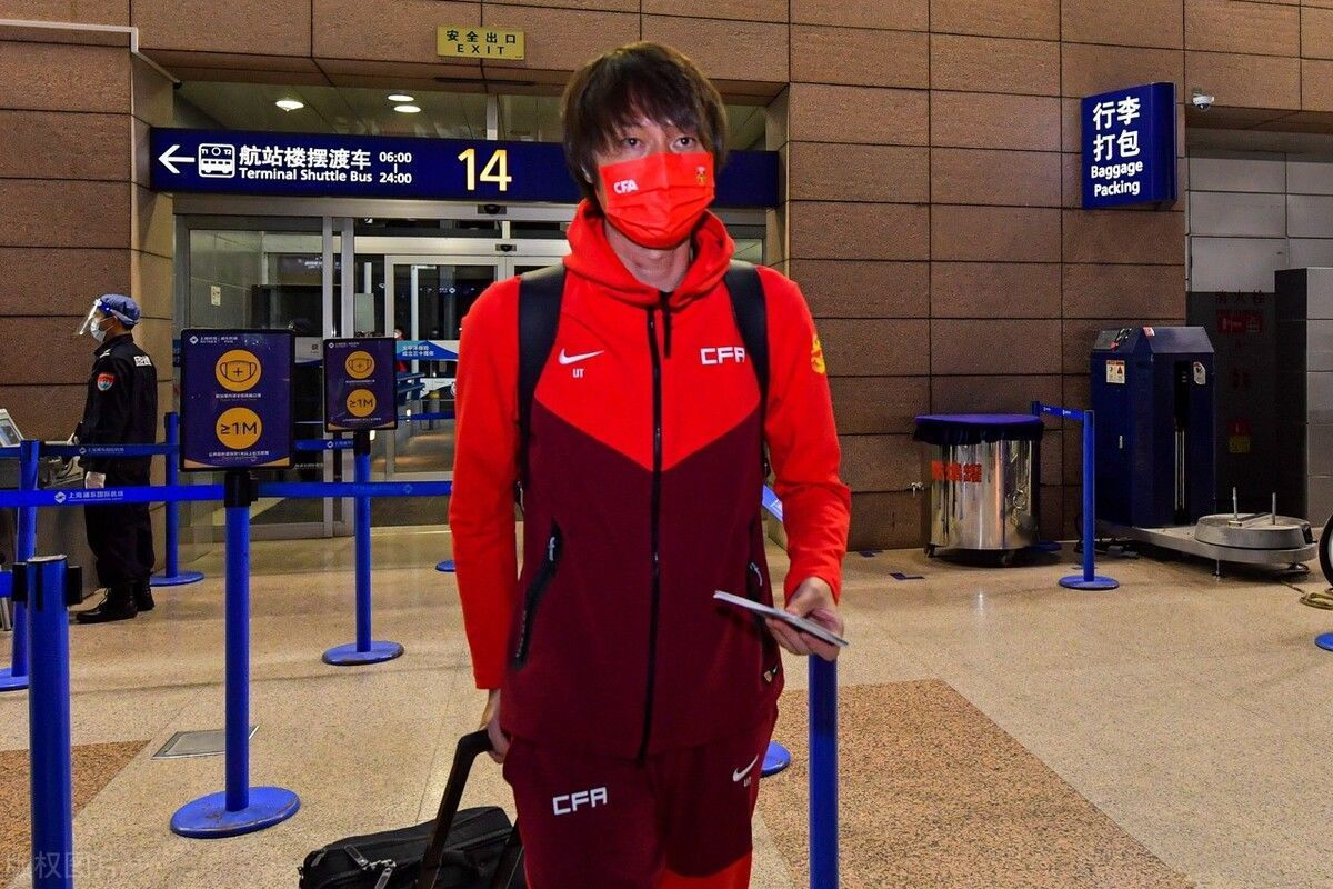 埃弗顿|逼平澳大利亚后,李铁已成另类,足协内部同事都躲着他,怕他甩锅