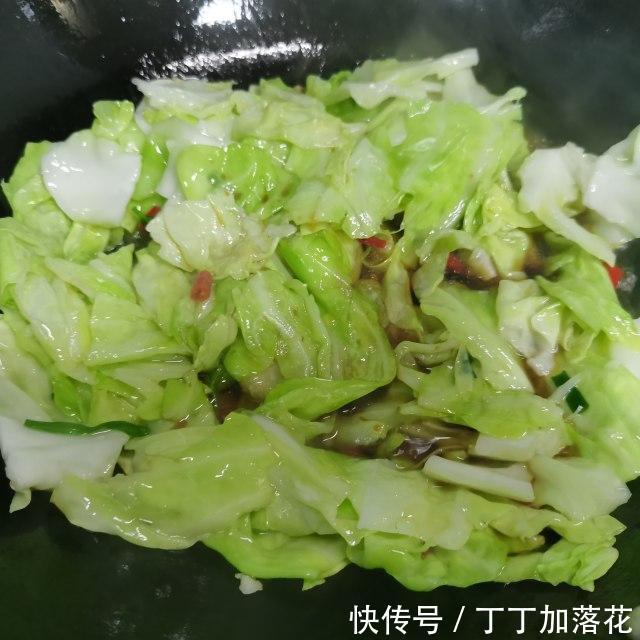 包菜|酸辣包菜，酸辣开味，做法简单