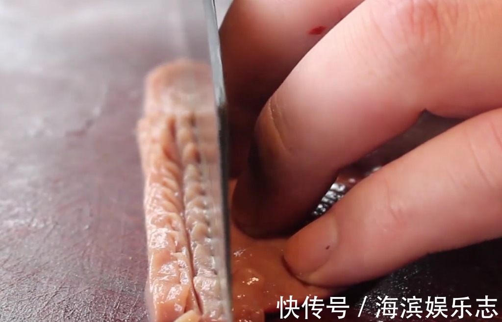 韭菜|腰花最好吃的做法，大把藤椒大把辣椒，美味过瘾又大补