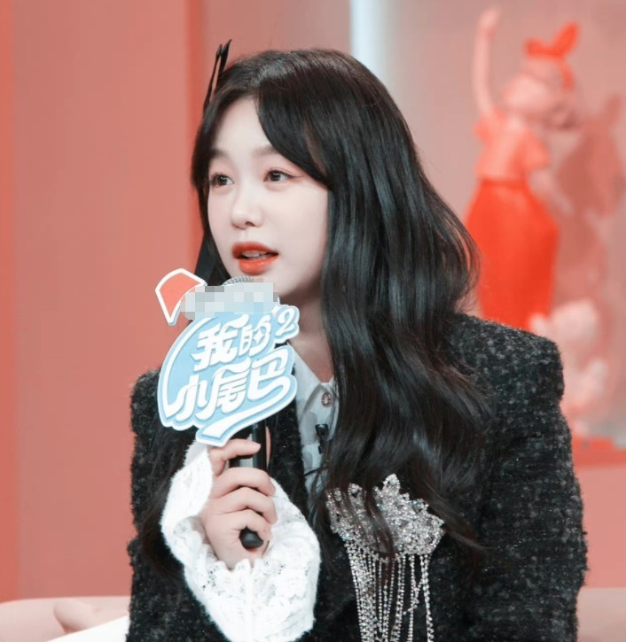 徐梦洁现场表演“发疯文学”, 王耀庆再现表情包!