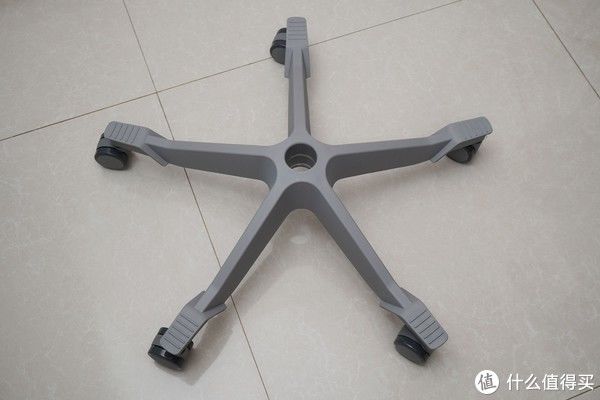 坐垫|品质生活 篇六十六：从网易严选人体工学椅3.0 VS 2.0，看人体工学椅怎么选？
