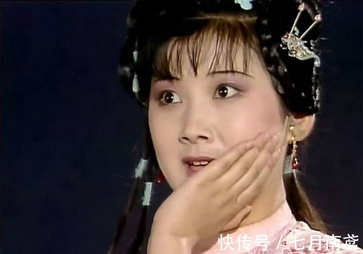 金钏儿#红楼梦:金钏儿只是被赶了出去,罪不至死,她为何跳井而亡?