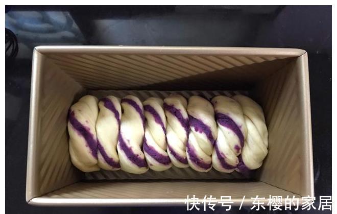 面包|用了6年的吐司配方,简单好做,松软拉丝冷了也柔软,值得收藏