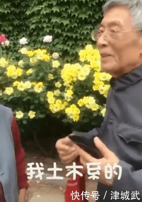 91岁爷爷打卡自己设计的清华教学楼：一句话霸气侧漏