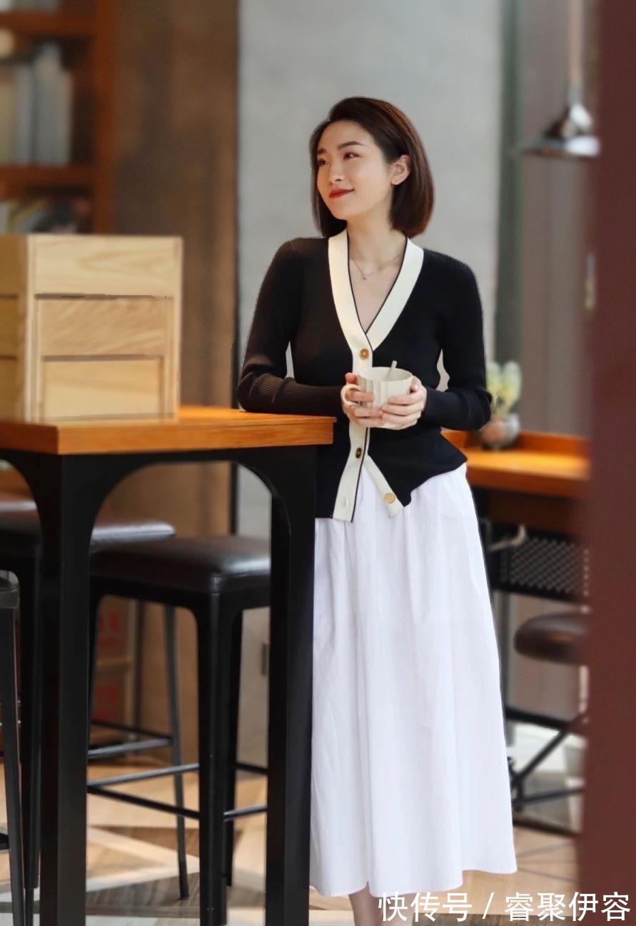 v领|奶奶衫,才是女人该有的秋装!搭配这3种下装,美的高级优雅