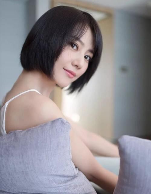 10款胖脸女生适合发型，用上轻松遮掩大脸！