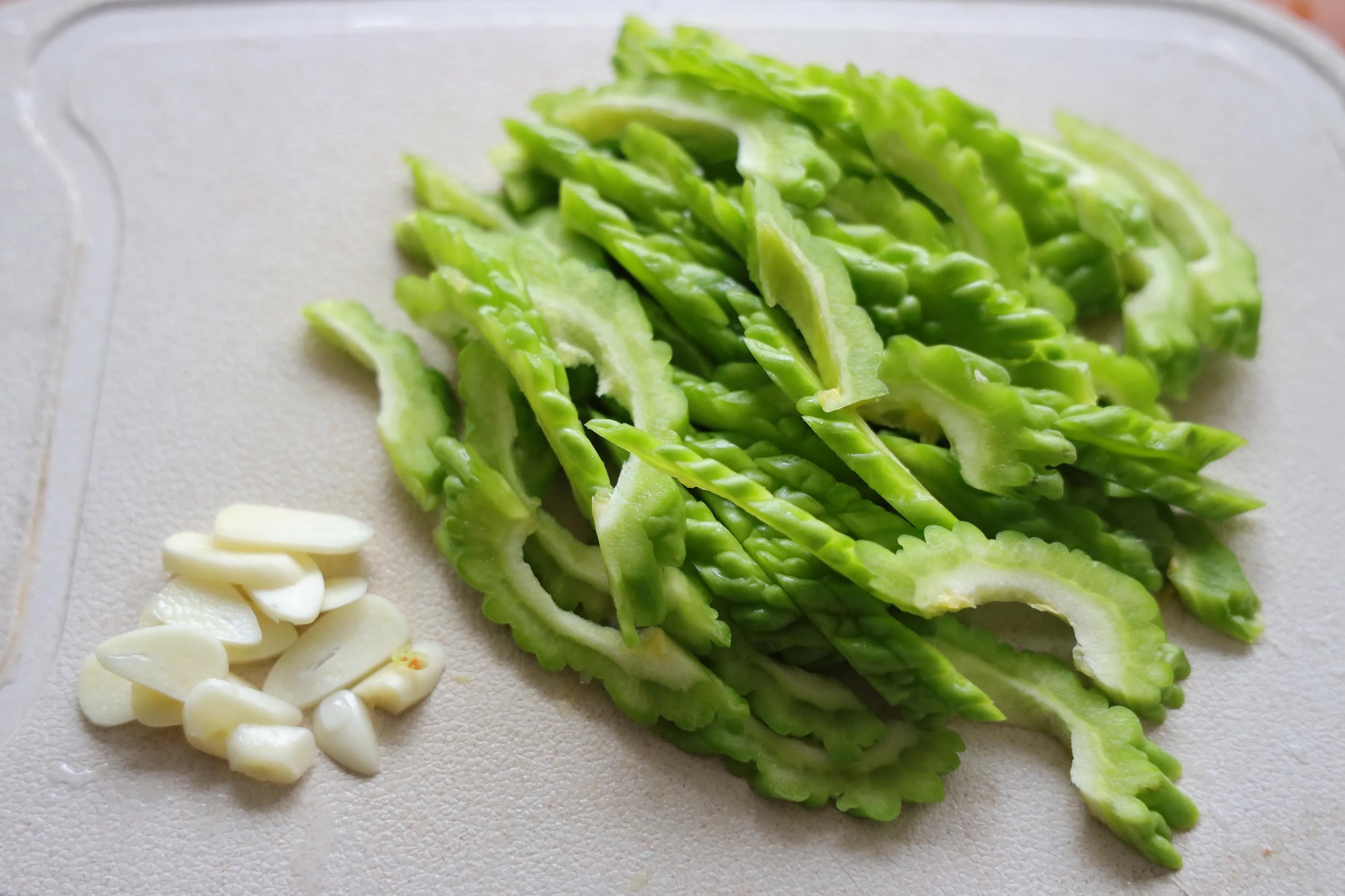 晚餐|秋天，晚餐要多吃这道素菜，清淡爽口低油低脂，常吃身体更健康
