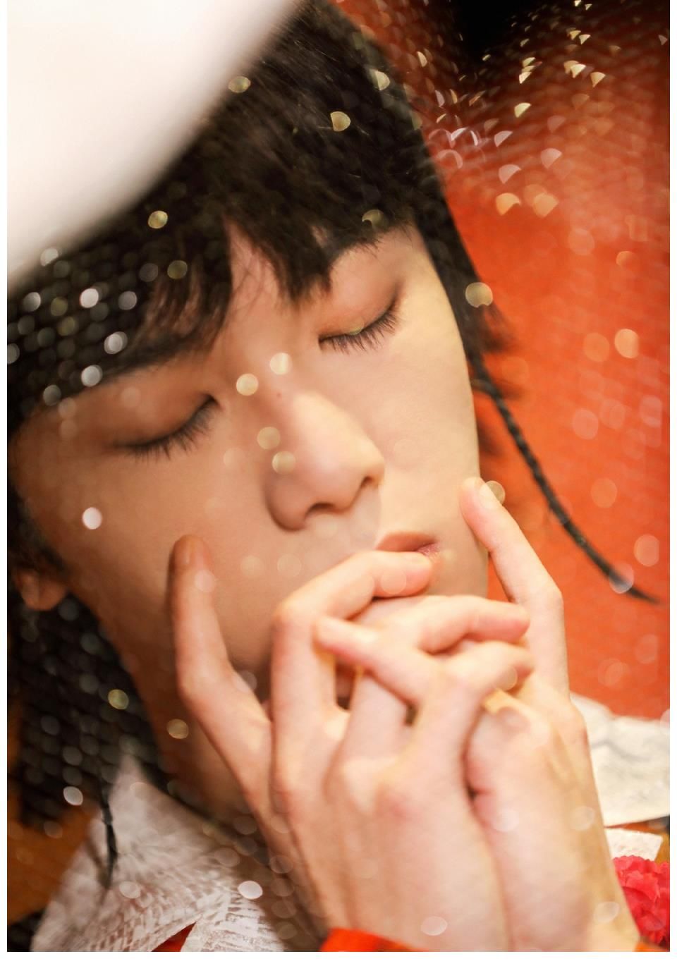 热爱|歌王华晨宇《飞行指挥家》：我偏用热爱 翻盘赢个精彩