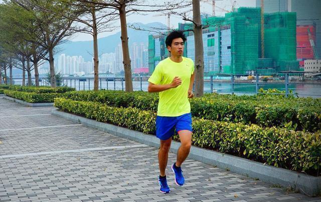 区别|早上跑步半小时，与晚上散步一小时，有什么区别？很多人或不清楚