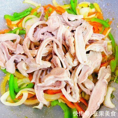 滋味|#不容错过的鲜美滋味#鲜美肚丝青红椒