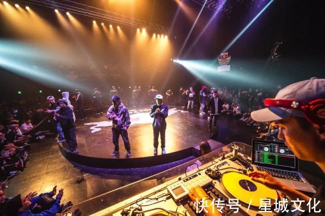 舞种|《街舞4》“回正轨”传播街舞发展 小心身上的「达摩利斯之剑」