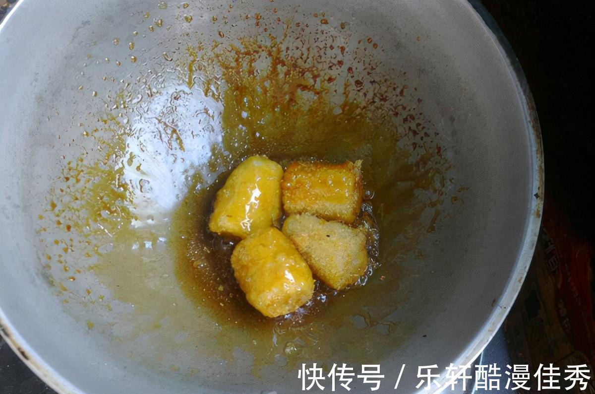 鸡蛋液|拔丝香蕉零失败的做法，拉丝可见，外酥里嫩，小朋友都抢着吃