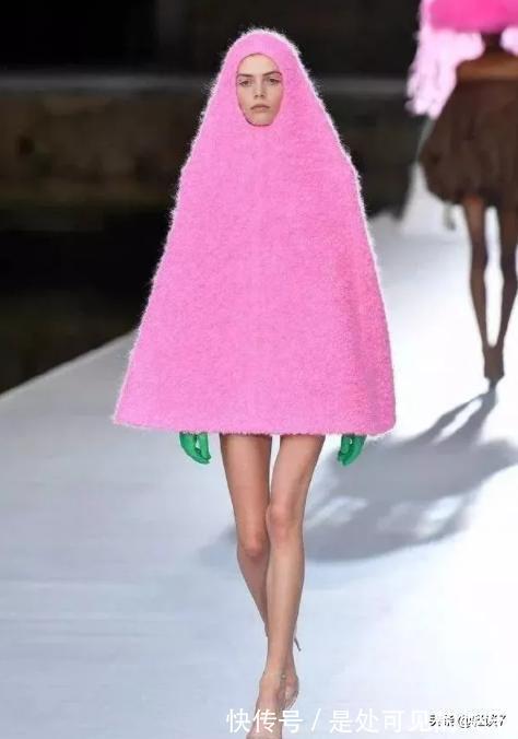 |搞笑一刻:这好像是我爸的初恋!等我妈回来我爸会不会挨打啊