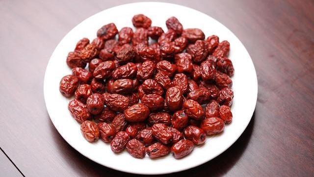 睡眠质量|4种食物,吃得越多越容易失眠,若你爱吃,数再多羊也没用