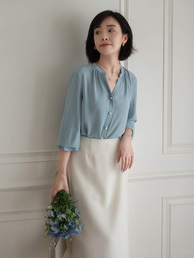 穿搭|35岁的女人怎么穿才优雅?条纹针织衫配A字网纱半身裙,高级洋气