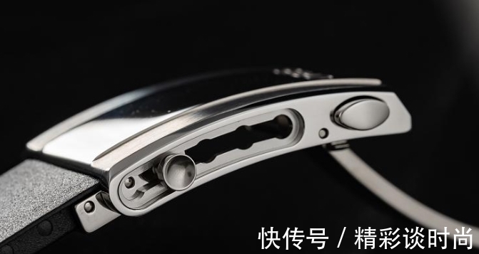 指针 买潜水表不潜水,那是为了什么?