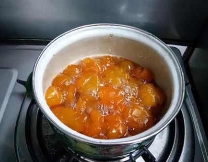  这水果别直接吃，放锅中煮一煮，清甜可口，营养加倍，滋润又滋补