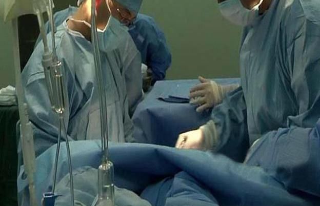 剖腹产|“顺便帮我吸个脂呗”90后宝妈剖腹产时的一个要求,令医生大乐