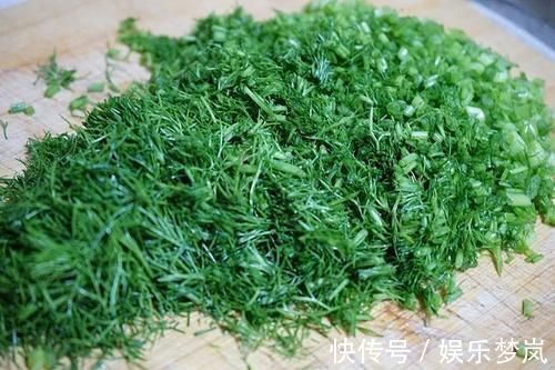 葱花炒蛋|常吃这菜的人,腰都悄悄变细了,它富含膳食纤维开胃又排毒