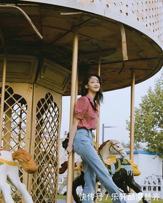 同伴们|张彬彬和李沁等人一同参与综艺，为贾乃亮爆笑作画