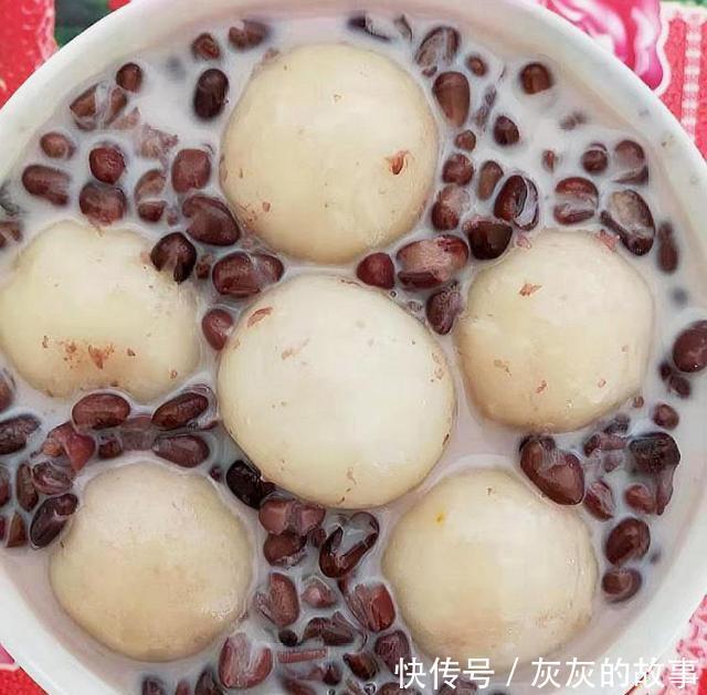 紅豆和它一起煮，女人常吃，皮膚白皙無色斑，像剝了殼的蛋