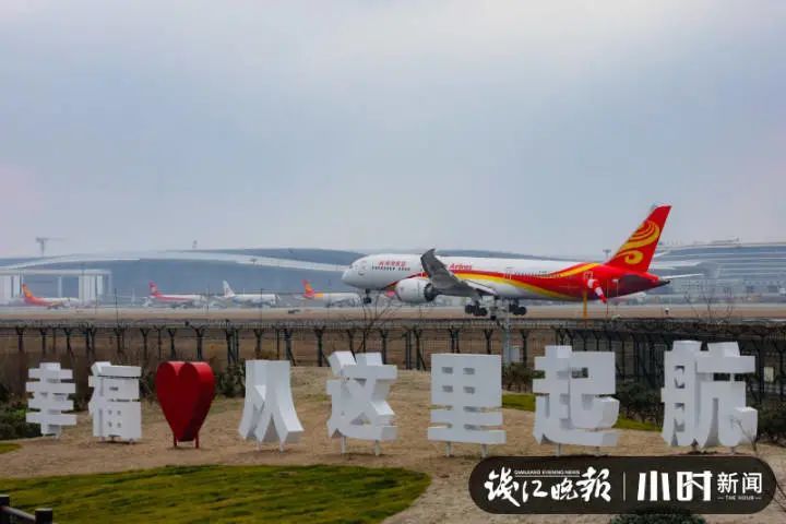 飞机|“我们村要出名了！”很多杭州人开着奔驰宝马赶来这里，现场一片惊呼：太震撼……
