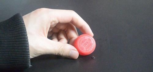 电饭煲|吸盘挂钩上粘个瓶盖真厉害, 一年能省下不少钱, 早点知道就好了