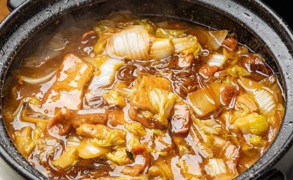 天冷炖上这么一锅，比吃火锅还带劲，顿顿吃不腻，好吃到汤汁不剩