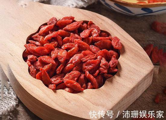 枸杞|八十岁老中医枸杞和“它”最佳搭档,连喝一周一夜战天亮!