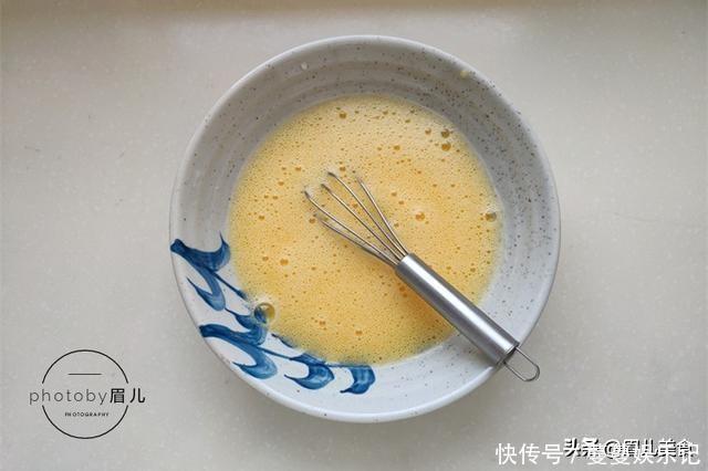 鸡蛋加这两样一起蒸,营养翻倍味道香,早餐给孩子吃相当不错